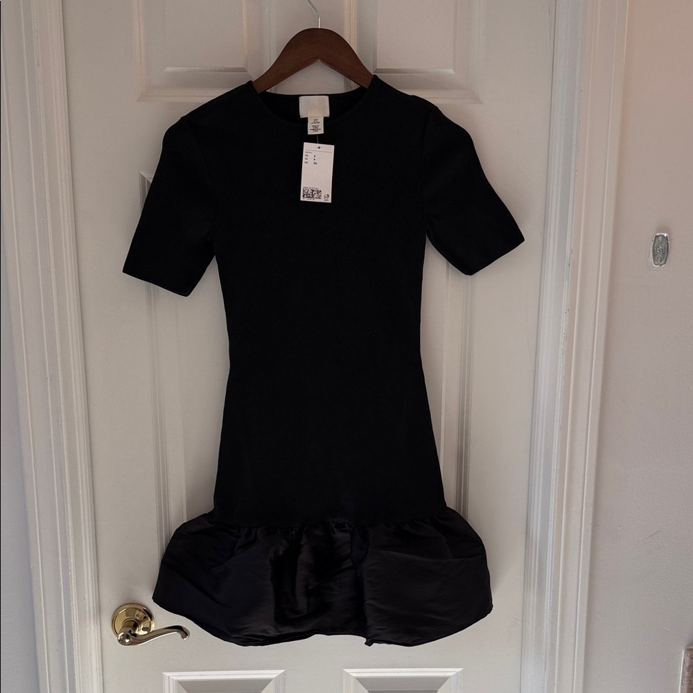 H&M Black Ribbed Dress